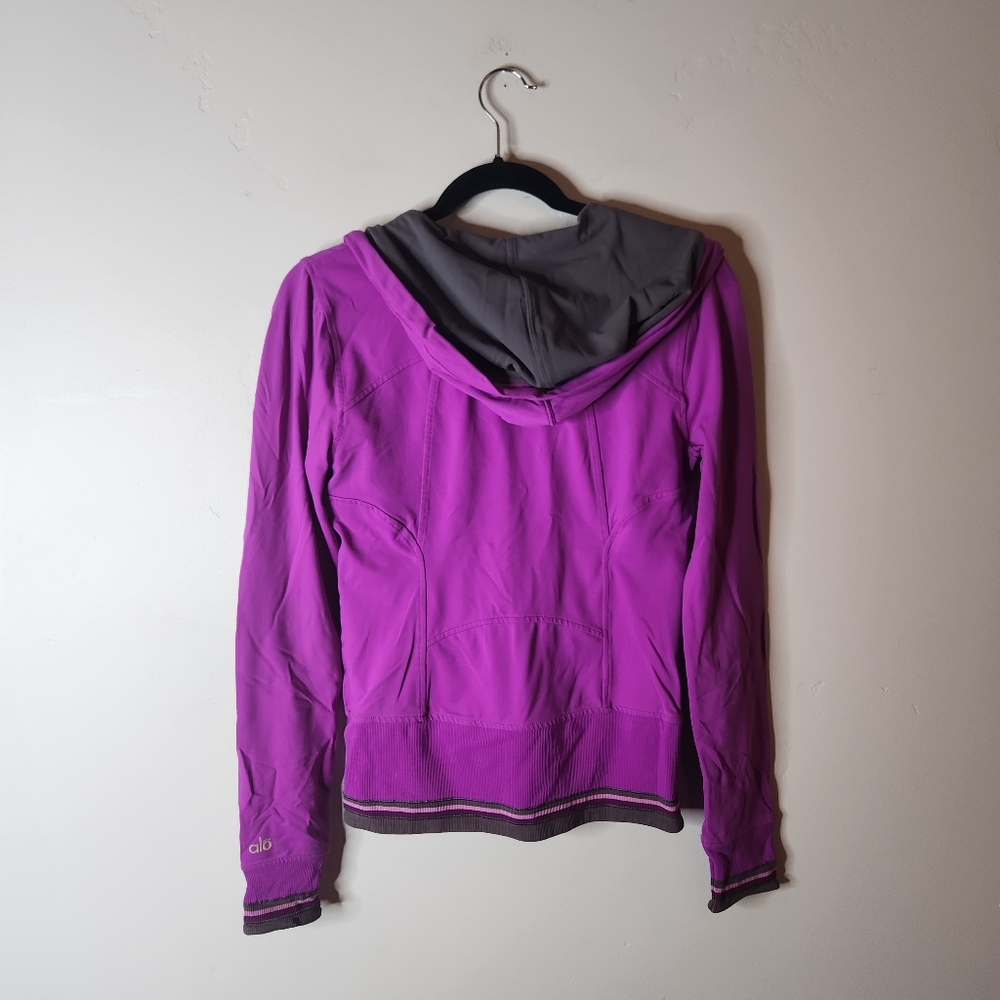 Alo Yoga Zip Up Jacket Size XS - Picture 3 of 8